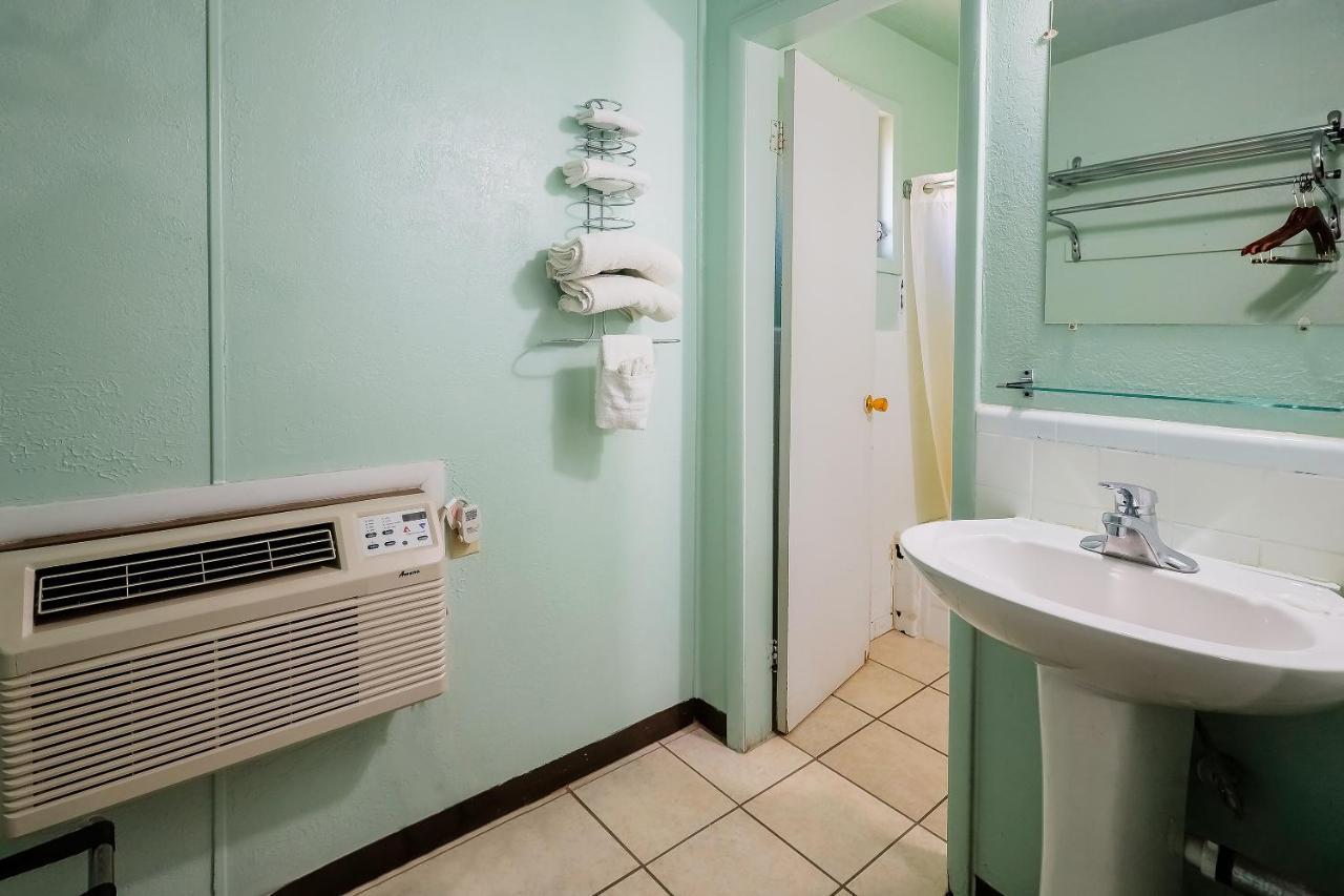 Route 66 Inn Of Santa Rosa, Nm Екстер'єр фото