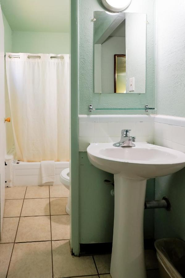 Route 66 Inn Of Santa Rosa, Nm Екстер'єр фото